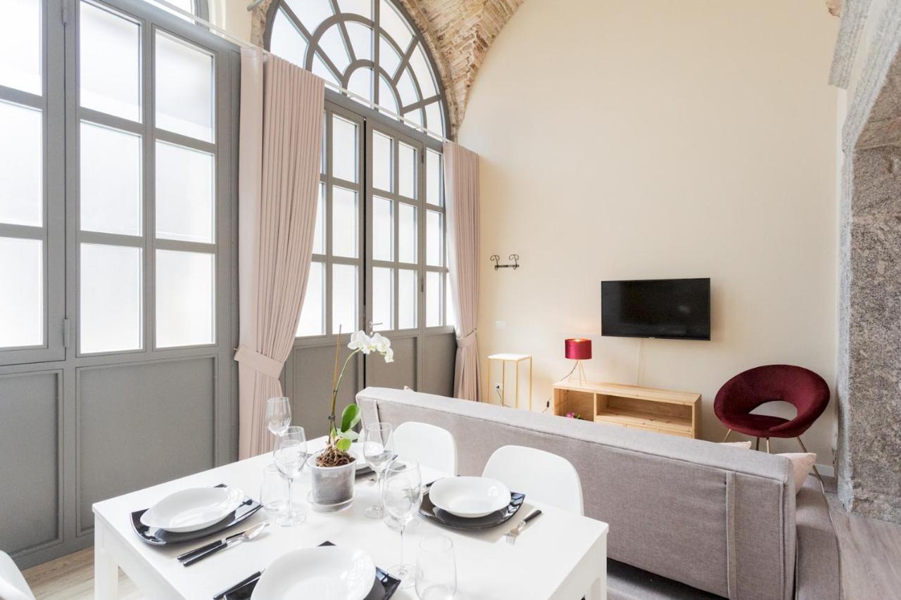 Romantic Escape City Centre With Jacuzzi & Parking By Rent All Комо Экстерьер фото